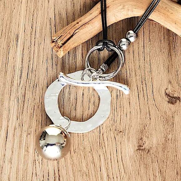 Vintage Boho Geometric Silver Necklace, Hammered, Spherical, Drop Ball, Ethnic - Picture 6 of 7